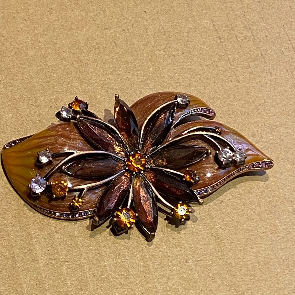 Vintage Lindsay Claire brooch